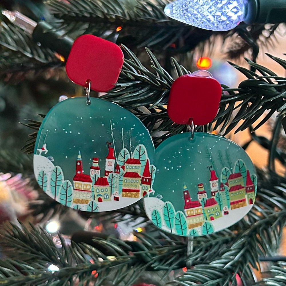 Winter Scene ~ Acrylic Earrings ~ Brand New!